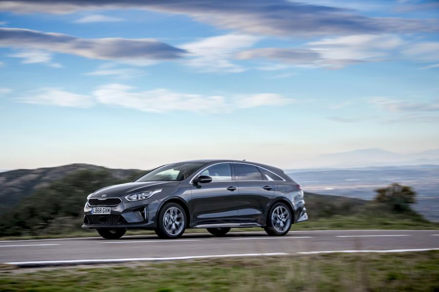  Kia ProCeed GT Line 2019 года  (UK) (фото 2 из 40)